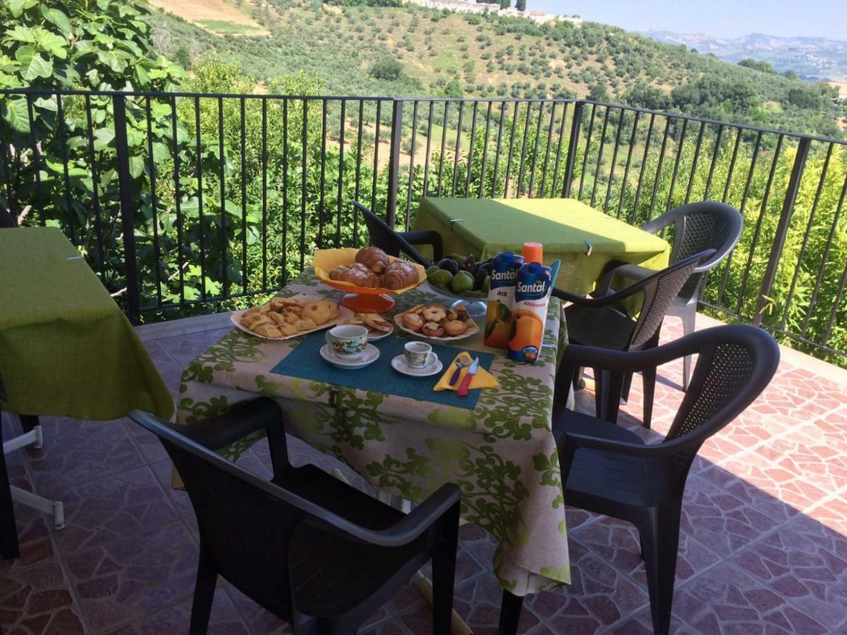 B&B La Casa In Campagna Collecorvino Exterior photo